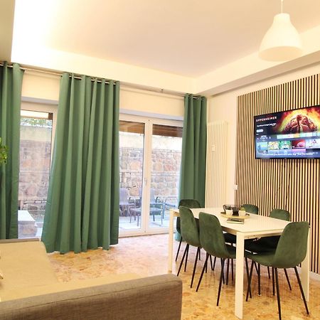 Delicious 2 Bed Room Apartment And Garden By Yh Rome Buitenkant foto