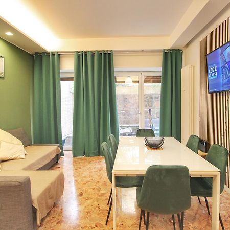Delicious 2 Bed Room Apartment And Garden By Yh Rome Buitenkant foto