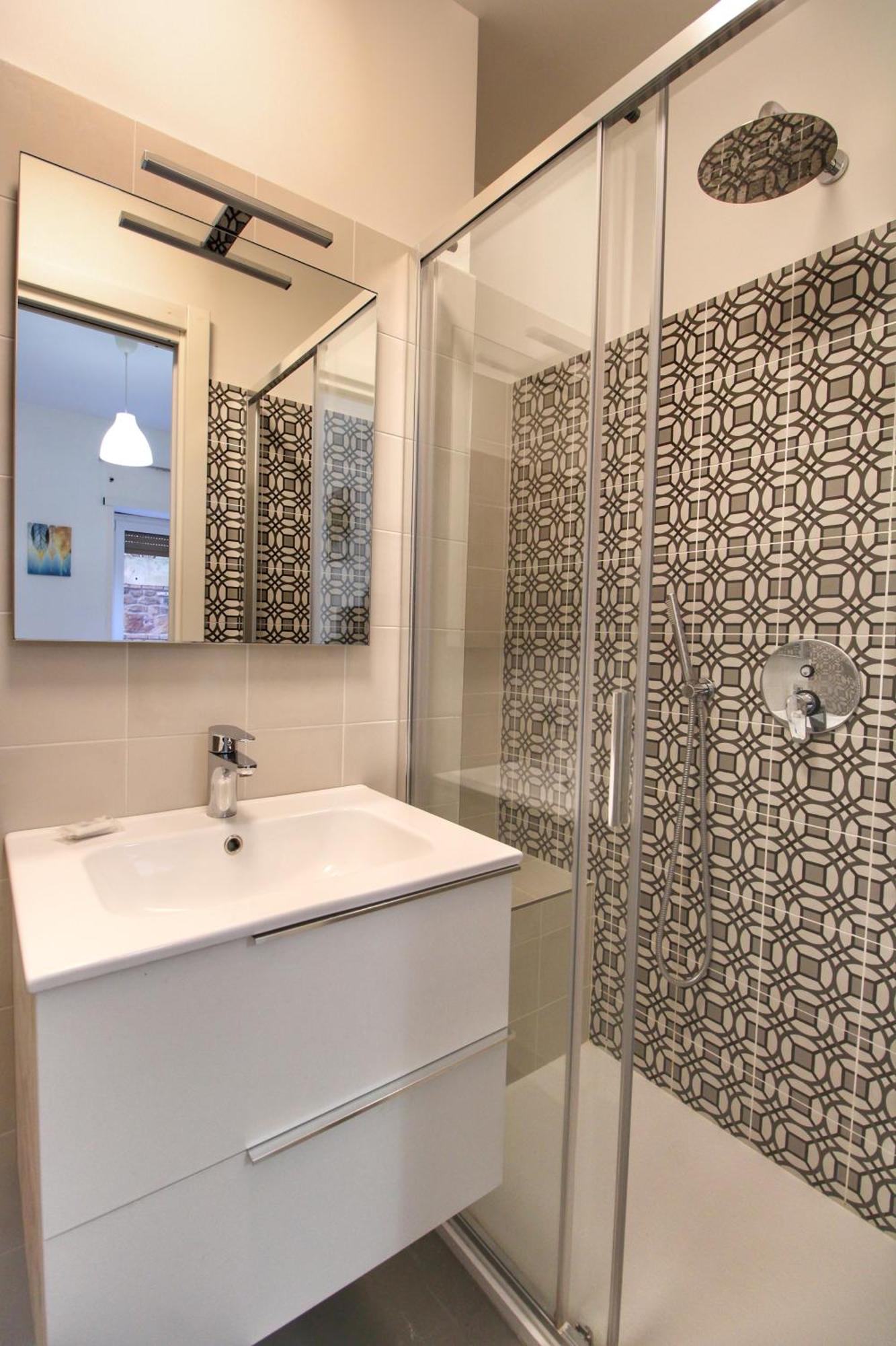Delicious 2 Bed Room Apartment And Garden By Yh Rome Buitenkant foto